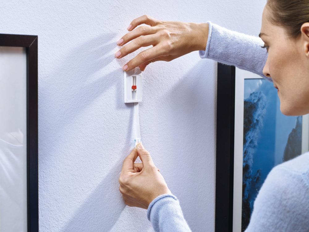 Tesa - Verstelbare zelfklevende spijker voor alle soorten muren (max 2x2kg)