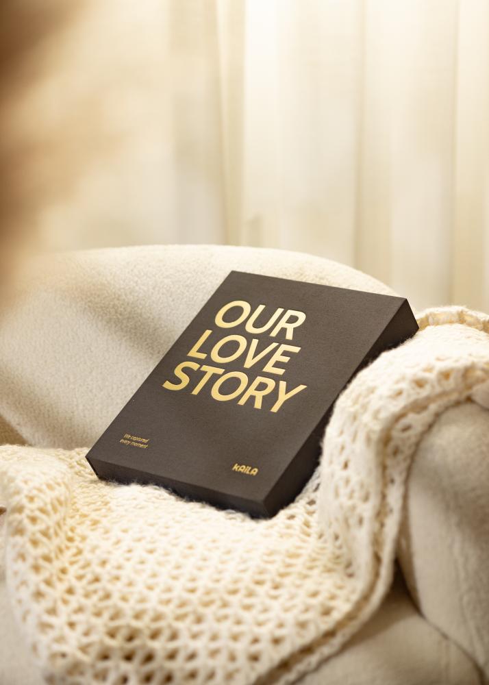 KAILA OUR LOVE STORY Black - Coffee Table Photo Album (60 Zwarte zijden)