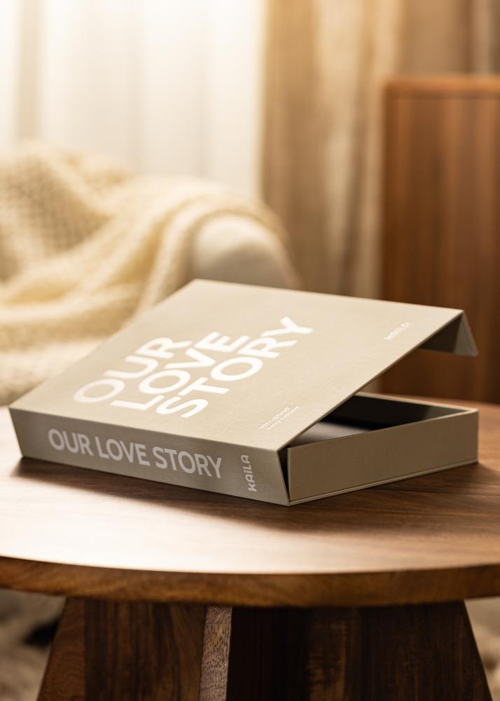 KAILA OUR LOVE STORY Grey - Coffee Table Photo Album (60 Zwarte zijden)
