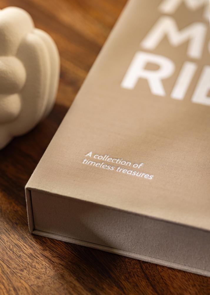 KAILA MEMORIES Grey/White - Coffee Table Photo Album (60 Zwarte zijden)